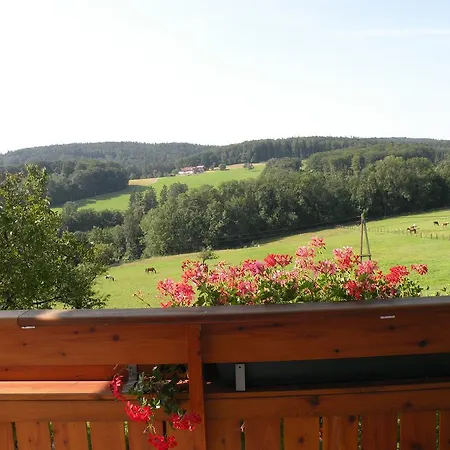 Ferienwohnung Biobauernhof Wolf-Hof Pressbaum Zimmer foto